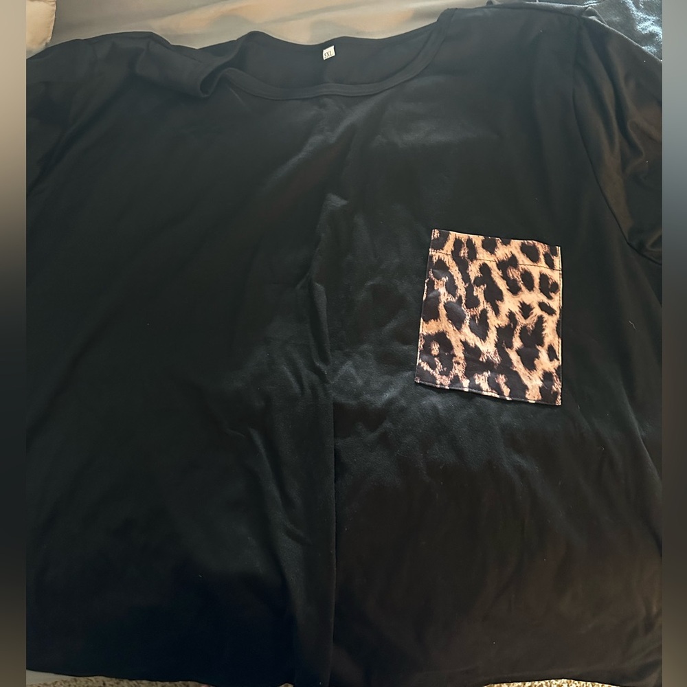 SHEIN tee